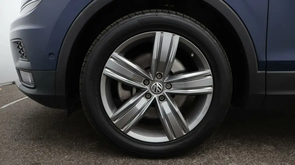 2019-volkswagen-tiguan-20-tsi-sel-190ps-dsg-big-18