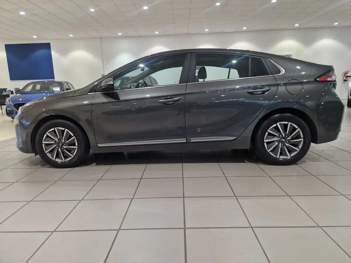 2022-hyundai-ioniq-e-premium-electric-big-4