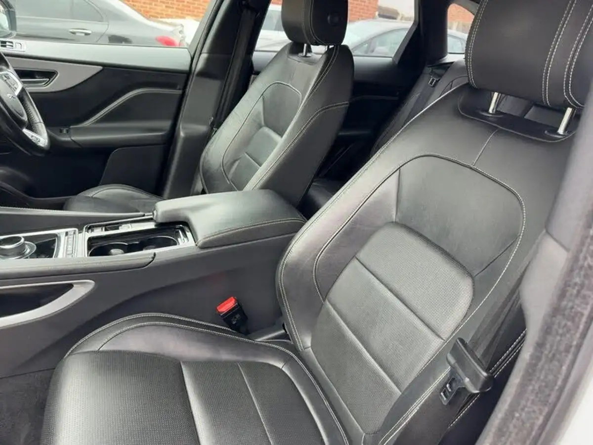 2018-jaguar-f-pace-20i-r-sport-250ps-awd-1997cc-big-25