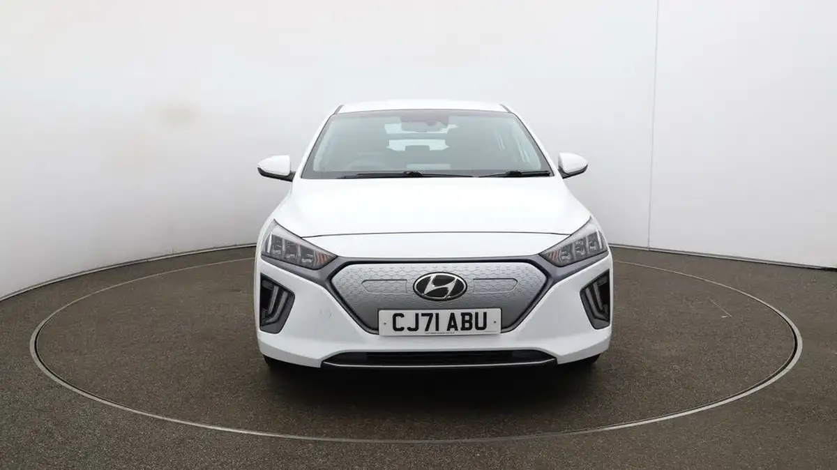 2022-hyundai-ioniq-e-premium-electric-big-2