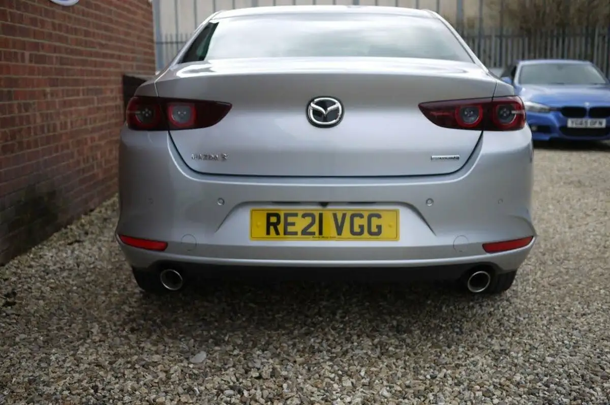 2021-mazda-mazda3-20-sport-lux-186ps-saloon-4d-big-13