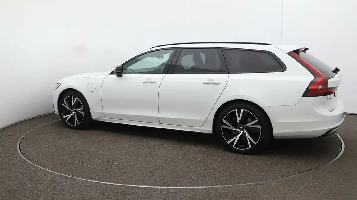 2021-volvo-v90-20-t6-r-design-350bhp-big-38