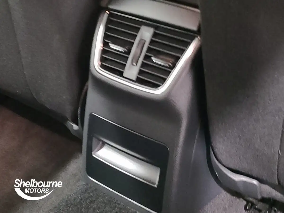 2019-skoda-octavia-16tdi-se-technology-estate-big-42