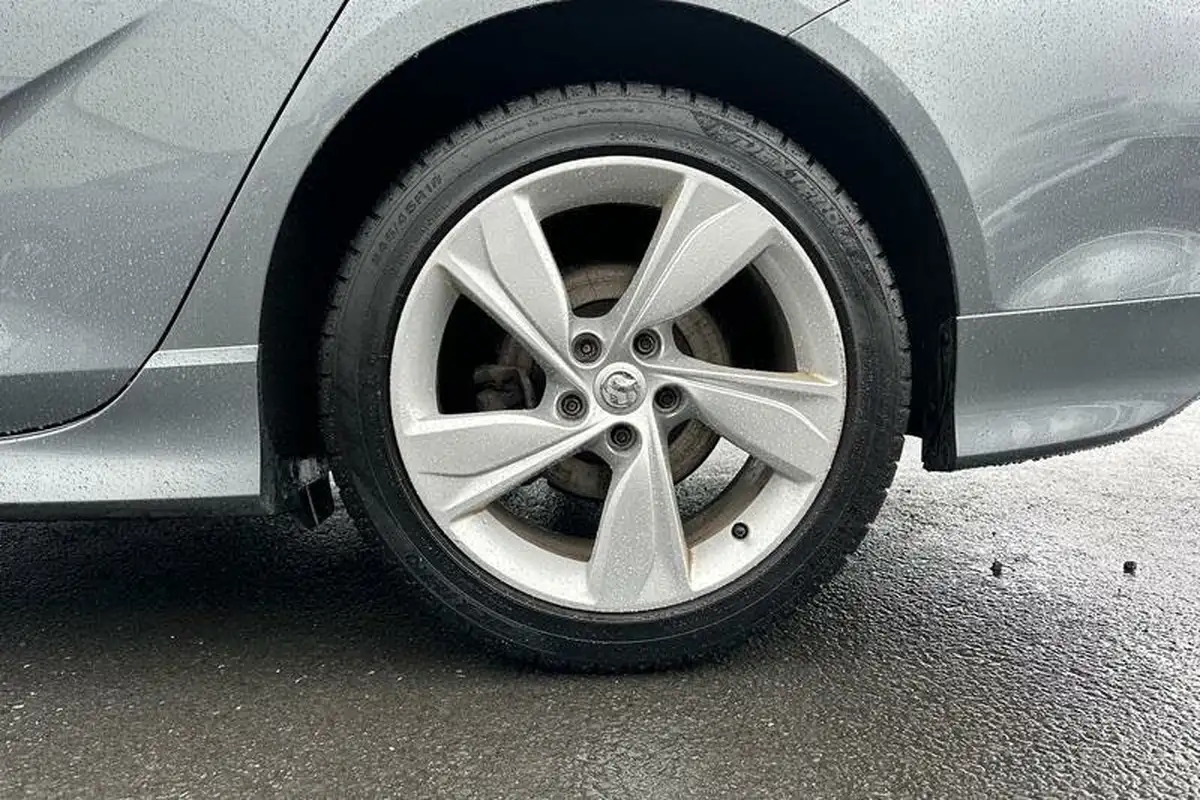 2019-vauxhall-insignia-grand-sport-15-turbo-sri-vx-line-nav-ss-auto-big-7