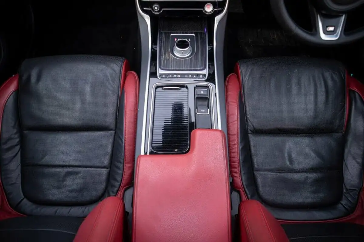 2016-jaguar-xf-30-s-big-18