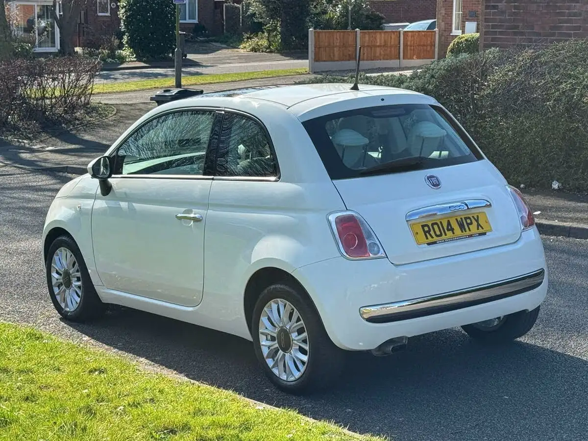 2014-fiat-500-12-lounge-big-5