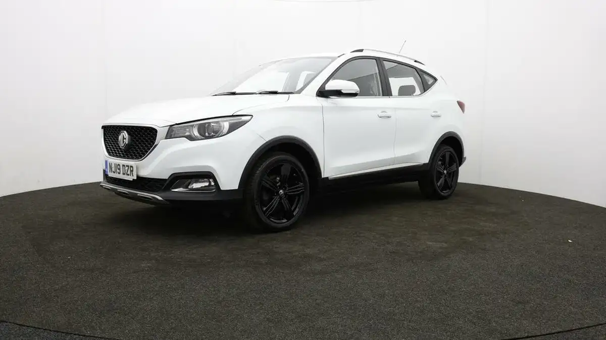 2019-mg-zs-suv-15-vti-tech-exclusive-105bhp-big-2