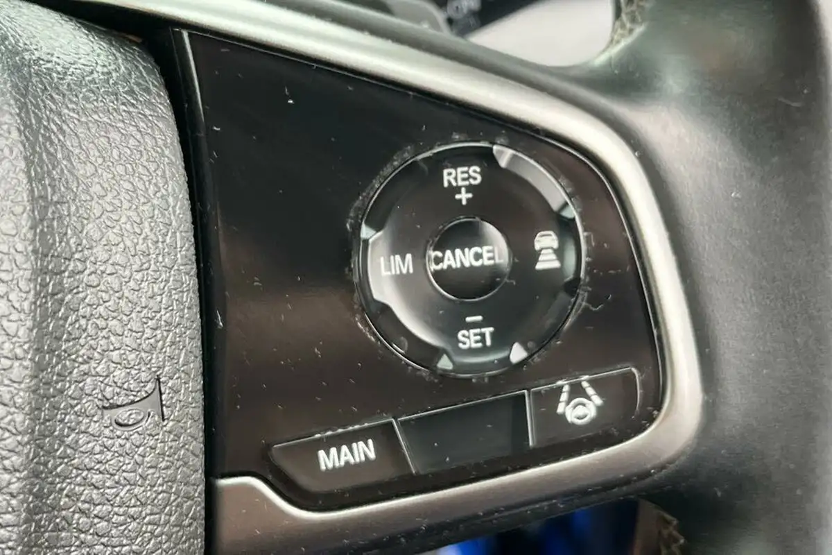 2021-honda-civic-15-vtec-turbo-sport-ss-cvt-big-36