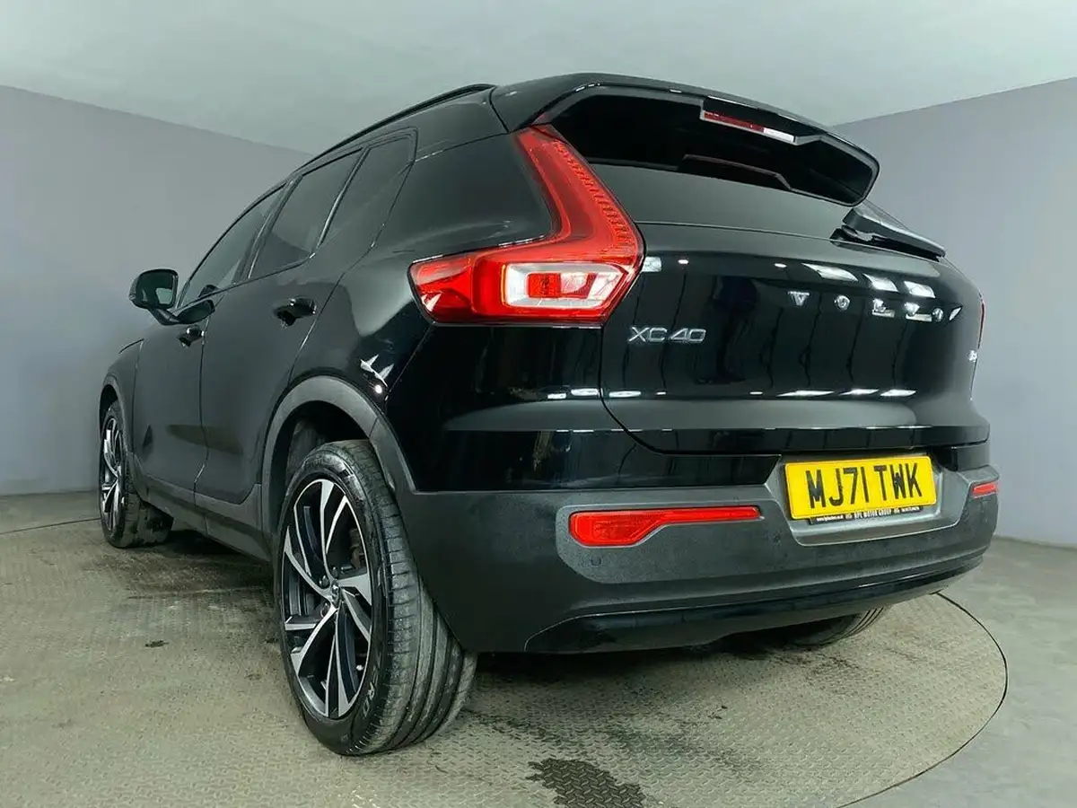 2021-volvo-xc40-20-b4-r-design-pro-194bhp-auto-big-13