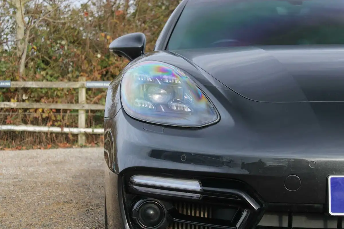 2019-porsche-panamera-40-v8-gts-hatchback-big-58