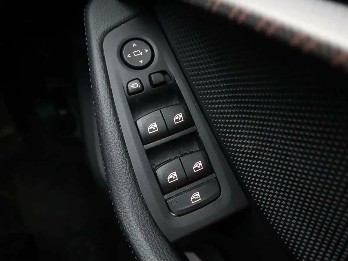 2024-bmw-1-series-15td-116d-m-sport-dct-big-36