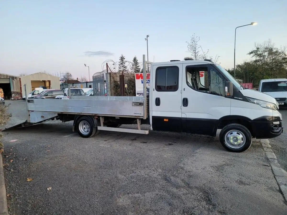 2015-iveco-daily-big-1
