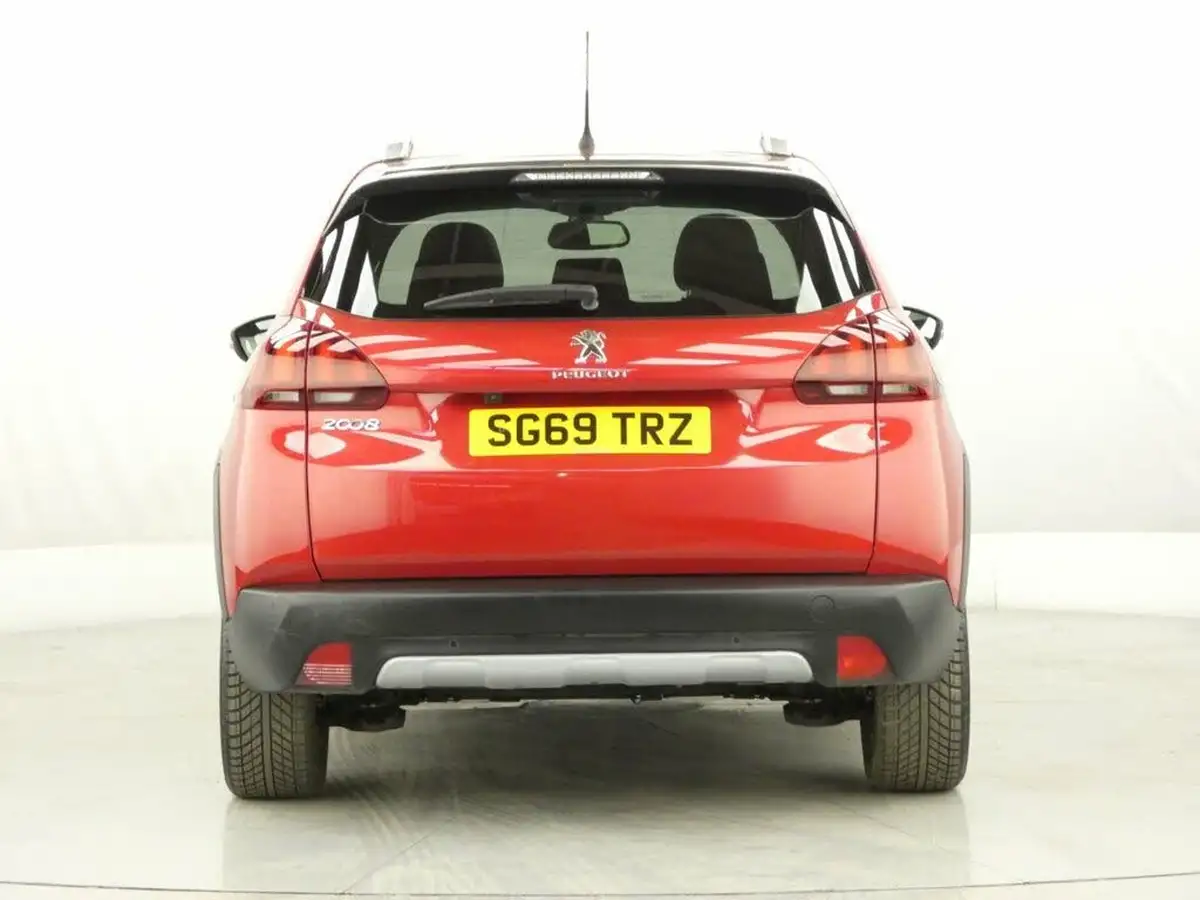 2019-peugeot-2008-suv-12-puretech-allure-premium-130bhp-big-6