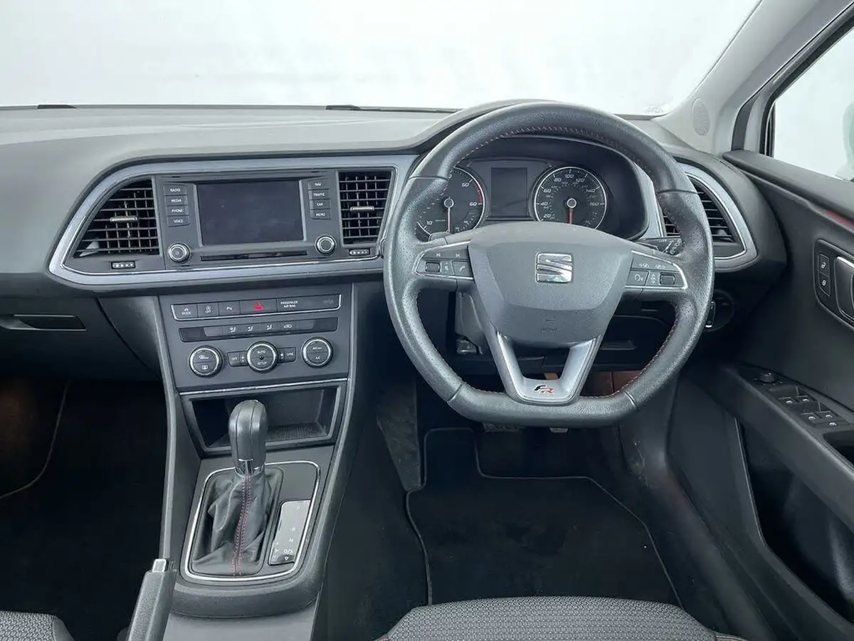 2014-seat-leon-20td-fr-tech-pack-cr-184ps-ss-hatchback-5d-dsg-big-33