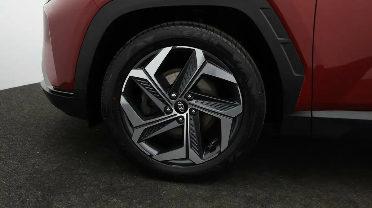 2022-hyundai-tucson-16-t-gdi-ultimate-150ps-big-17