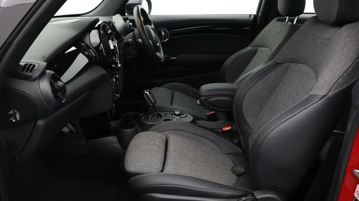 2021-mini-cooper-e-cooper-s-2-big-13