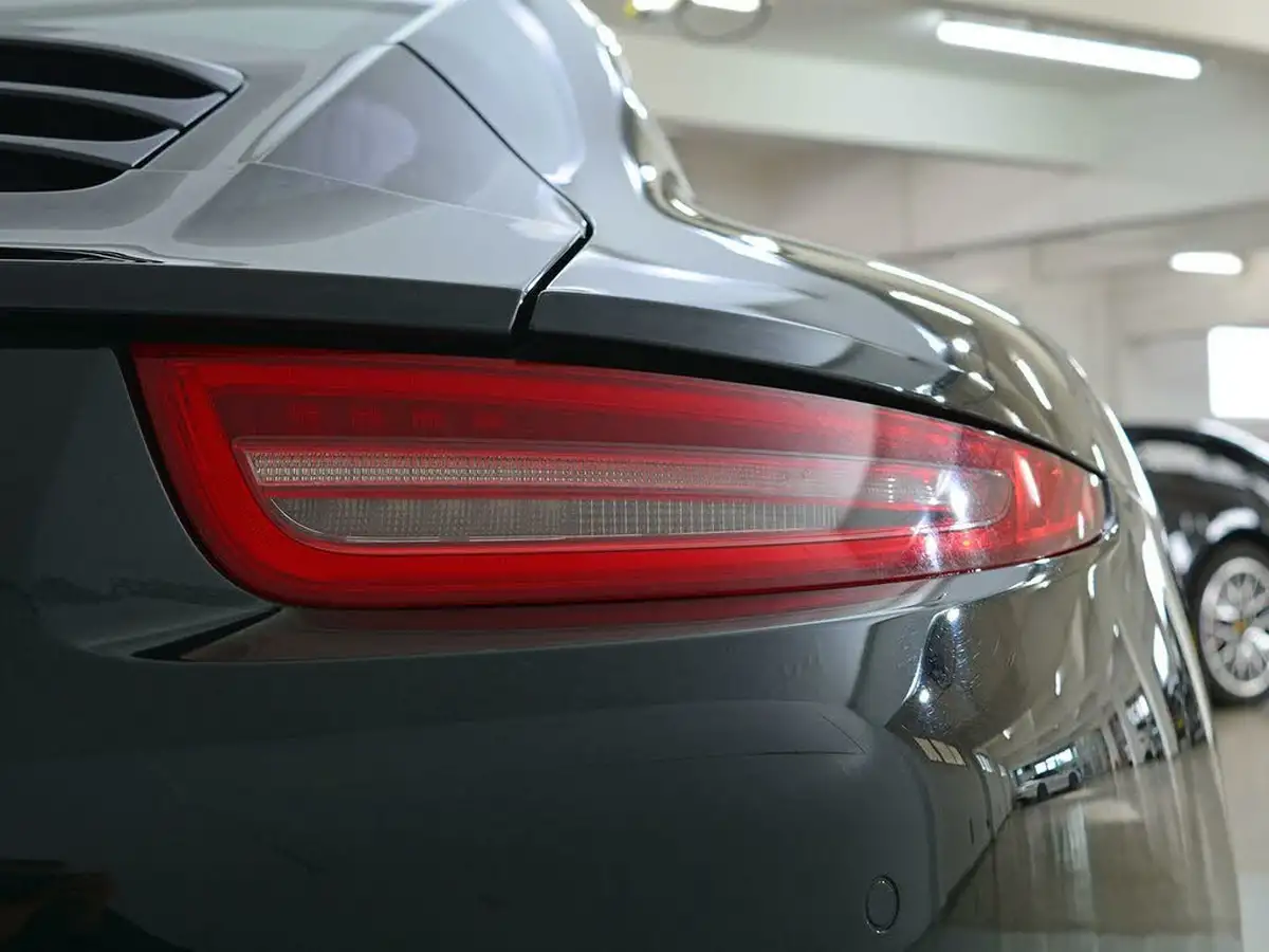 2013-porsche-911-34-carrera-coupe-pdk-big-14