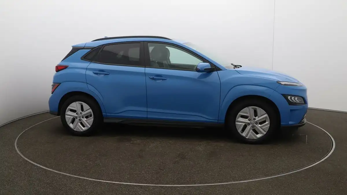 2021-hyundai-kona-e-ultimate-big-48