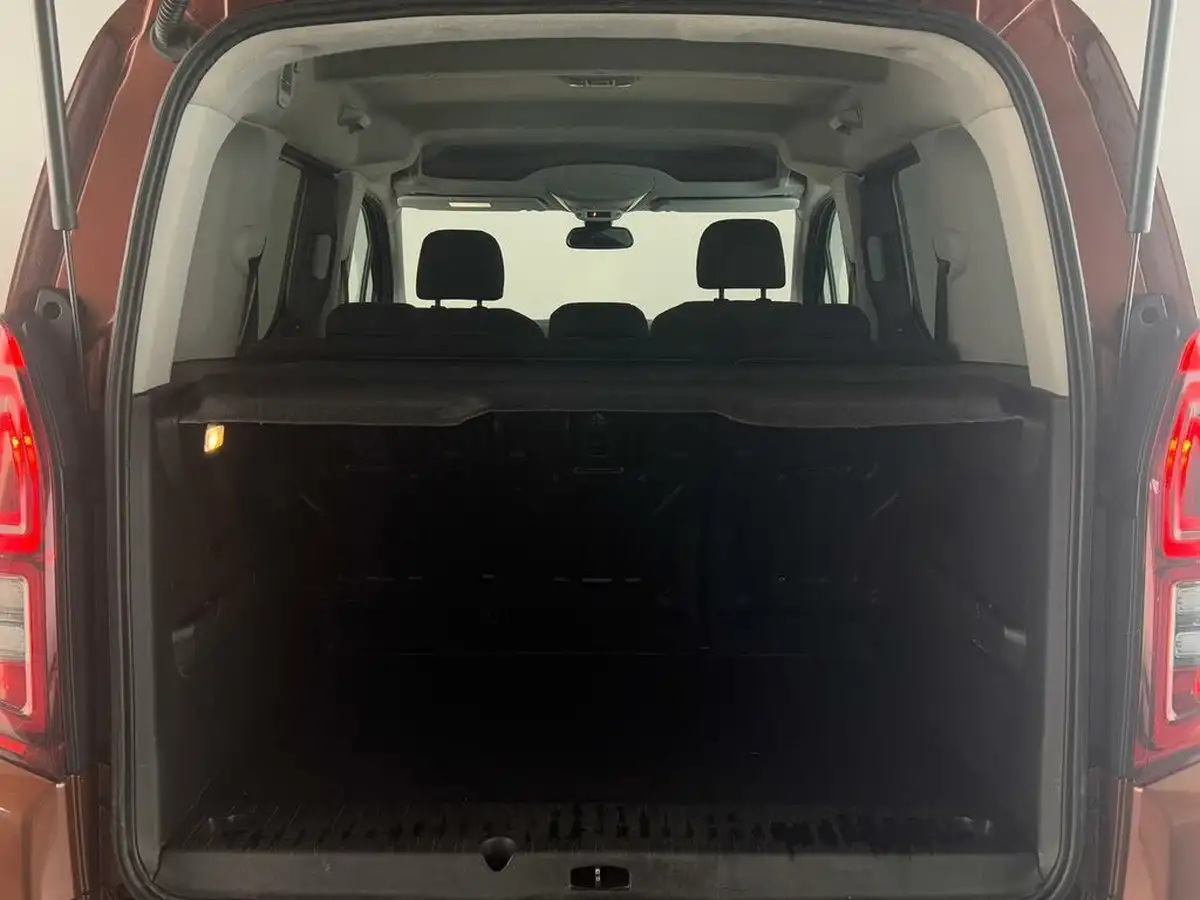 2021-vauxhall-combo-life-12i-se-big-21