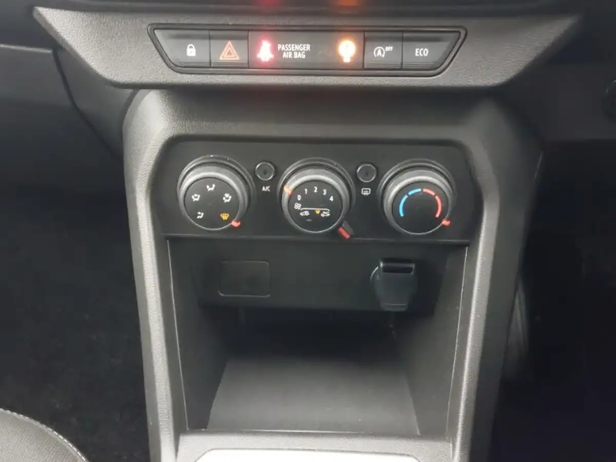 2023-dacia-sandero-stepway-10-tce-expression-90bhp-big-14