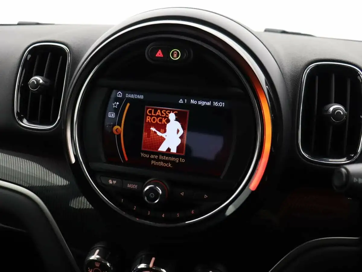 2020-mini-countryman-15-cooper-exclusive-big-31