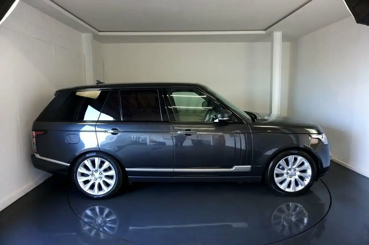 2016-land-rover-range-rover-44-sdv8-autobiography-44-sdv8-339bhp-awd-ss-big-13