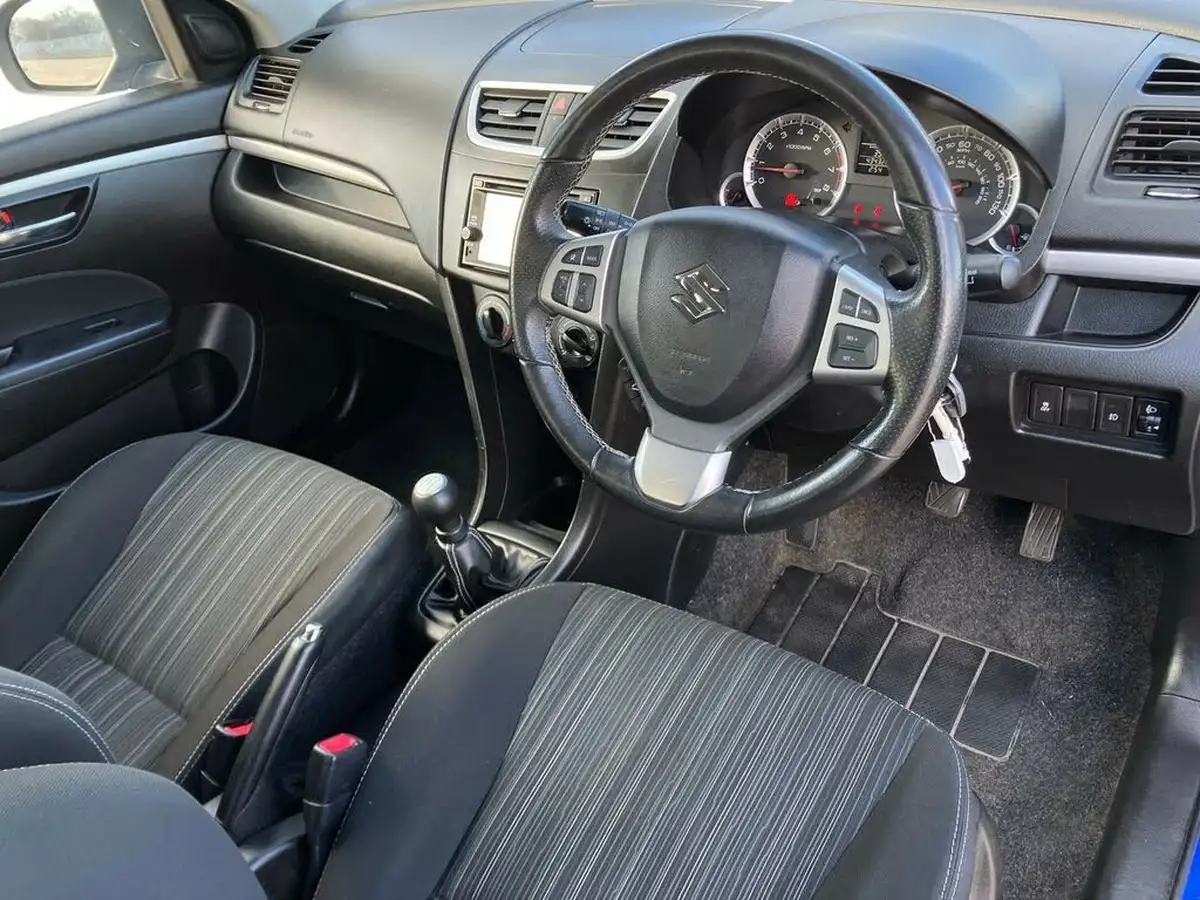 2016-suzuki-swift-12-sz-l-5d-big-8
