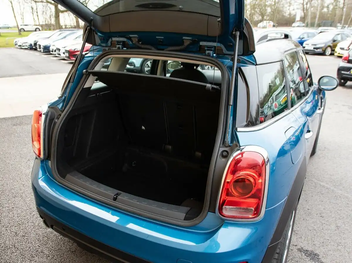 2019-mini-countryman-15-cooper-classic-auto-big-34
