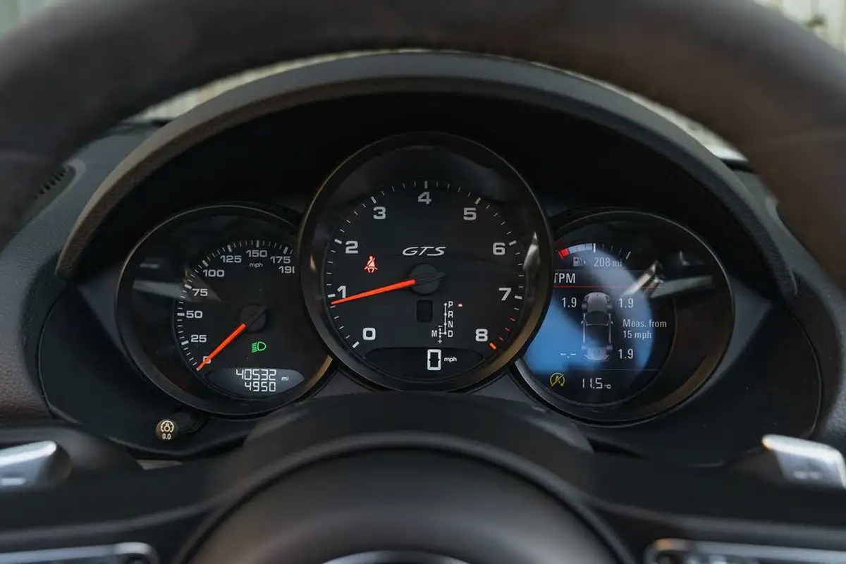 2018-porsche-boxster-718-25-boxster-gts-365ps-ss-pdk-big-43