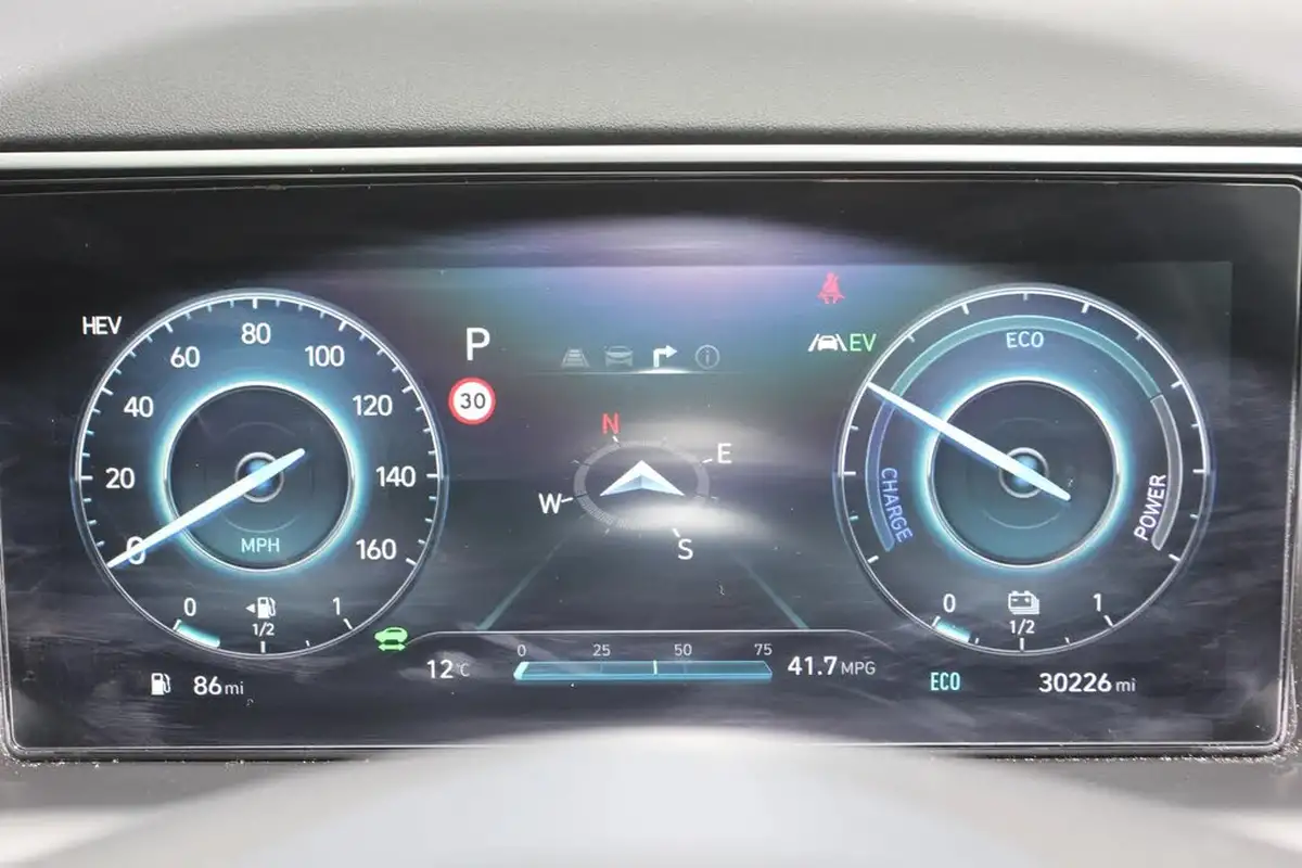 2022-hyundai-tucson-16-t-gdi-ultimate-265ps-4wd-phev-auto-big-14