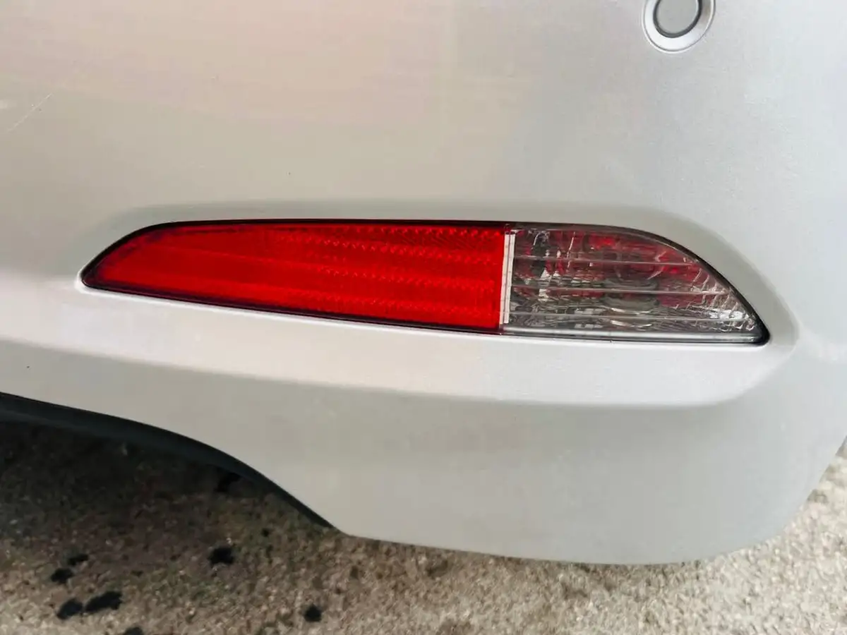 2015-hyundai-i20-14-se-big-29