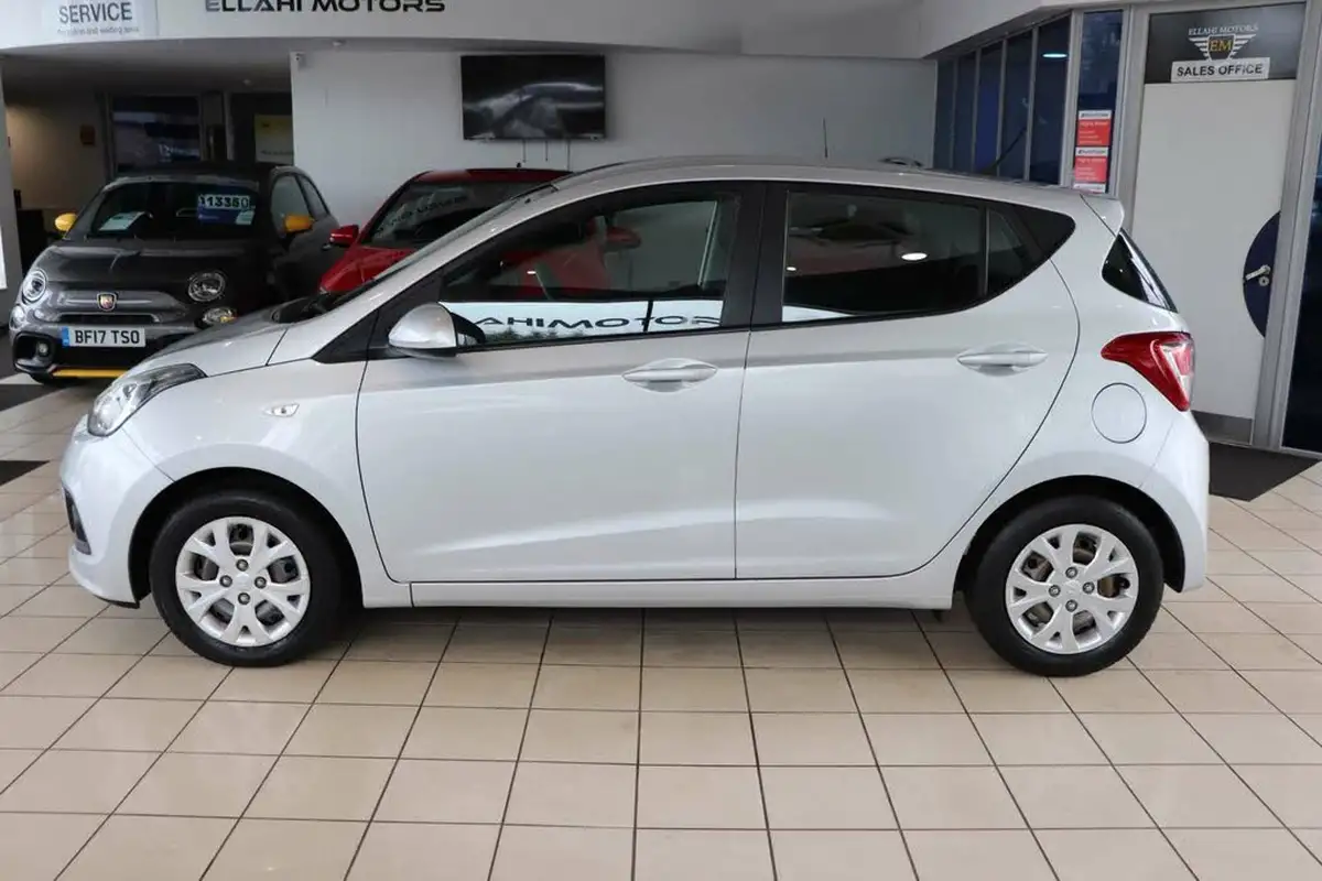 2015-hyundai-i10-12-se-auto-big-4