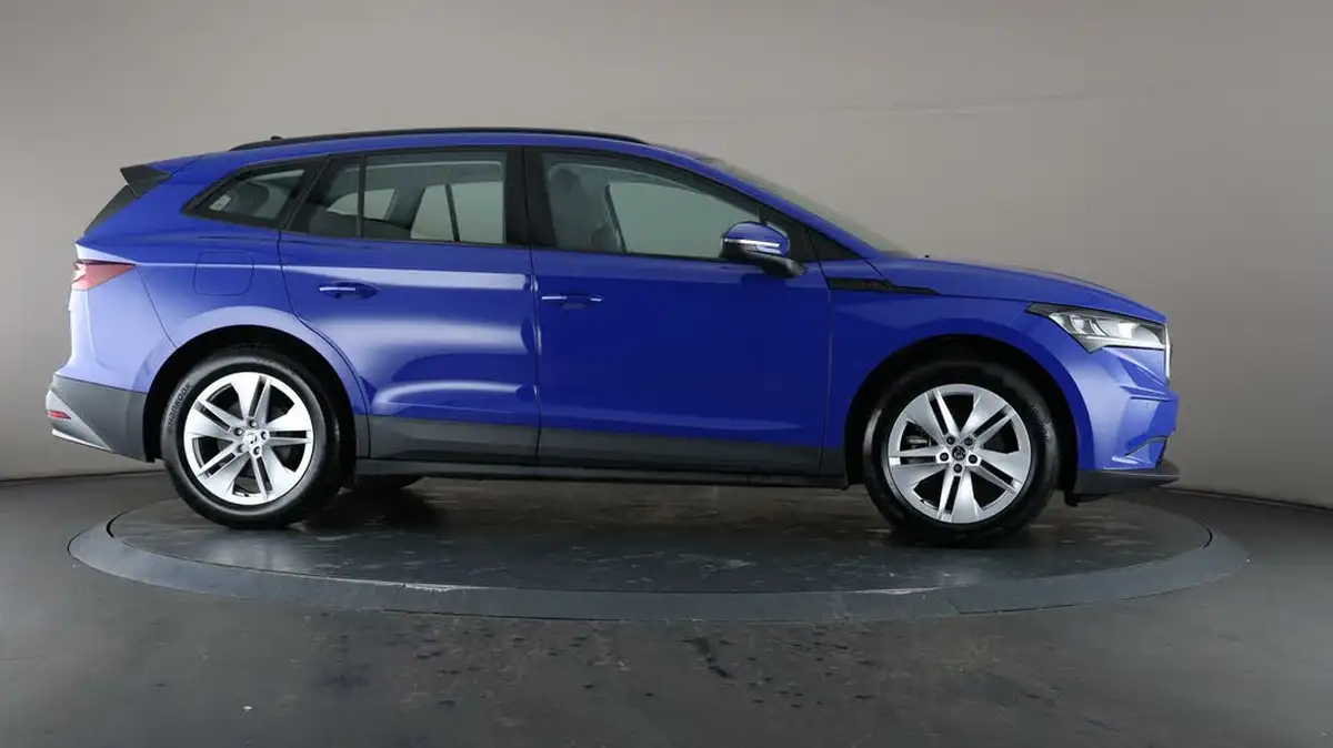 2022-skoda-enyaq-e-60-big-8