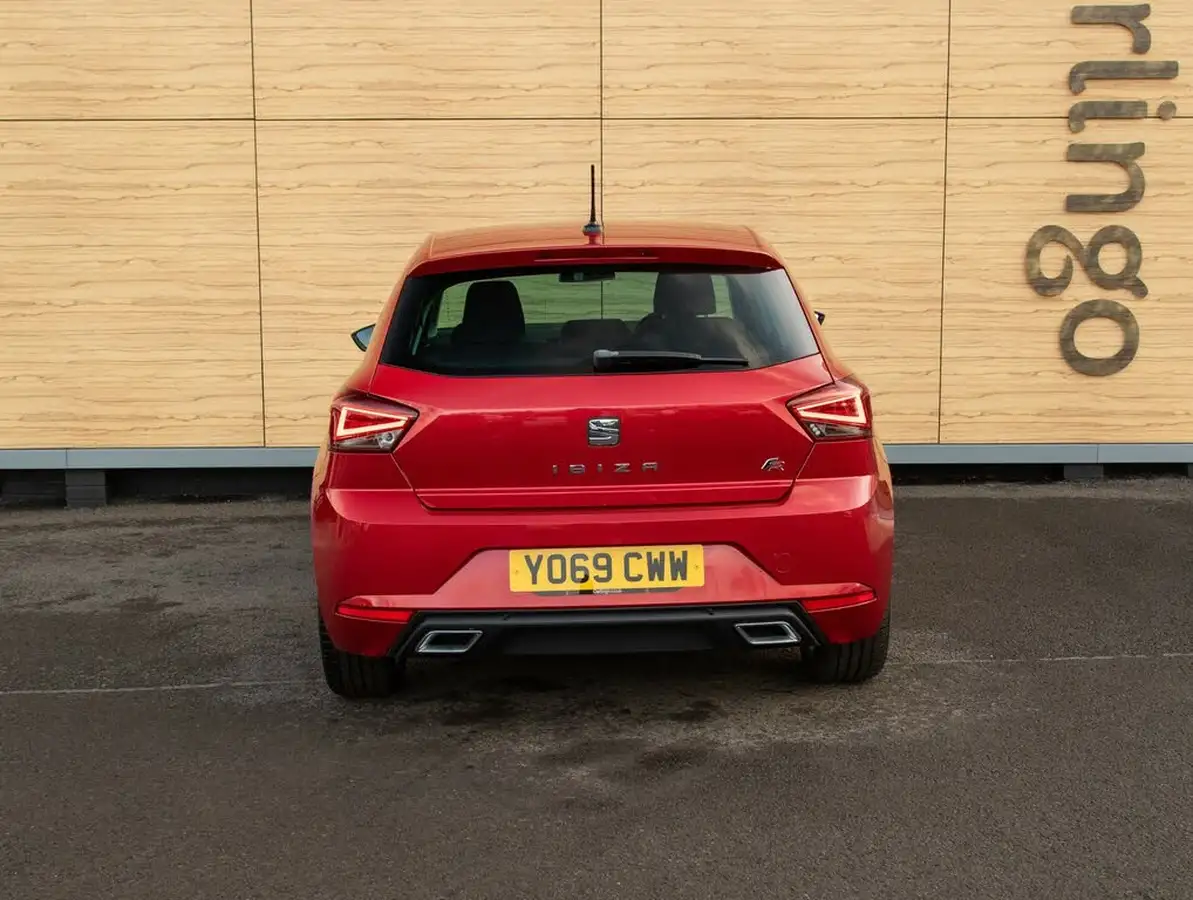 2020-seat-ibiza-10-mpi-fr-big-7