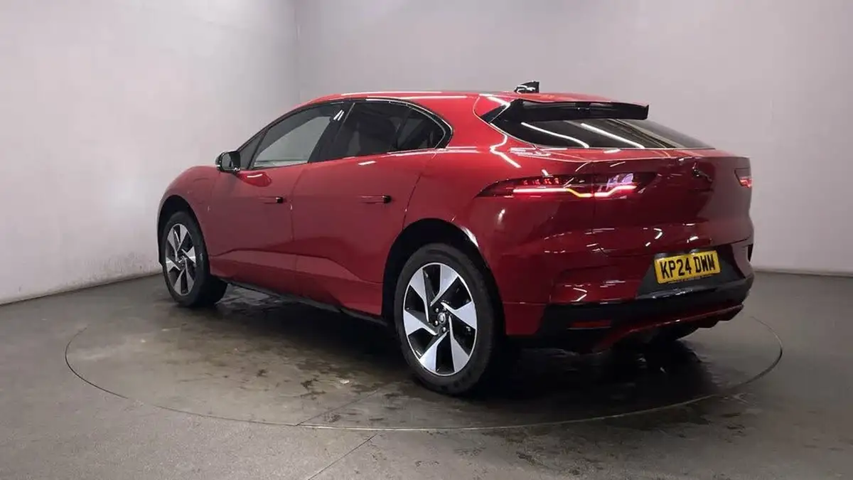 2024-jaguar-i-pace-ev400-r-dynamic-se-black-big-5