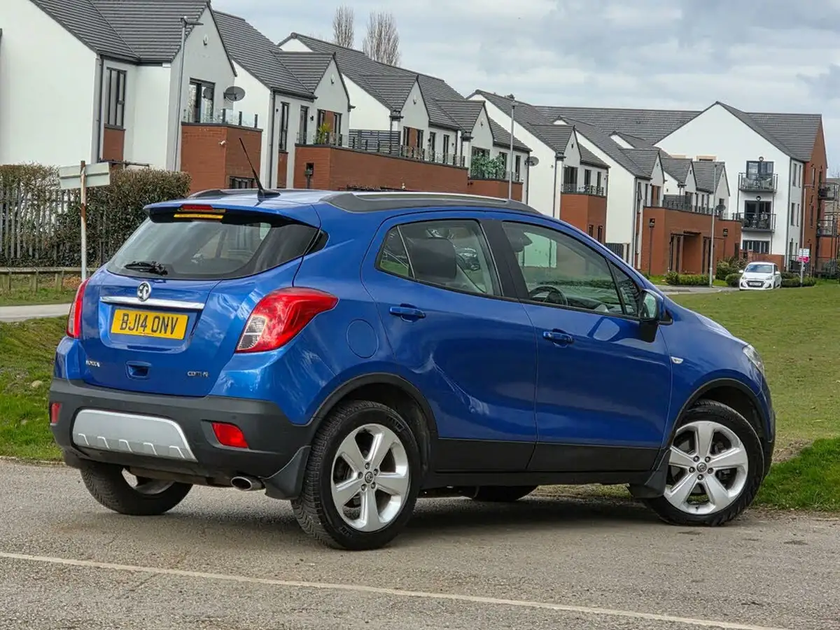 2014-vauxhall-mokka-17cdti-exclusiv-4x4-ss-big-6