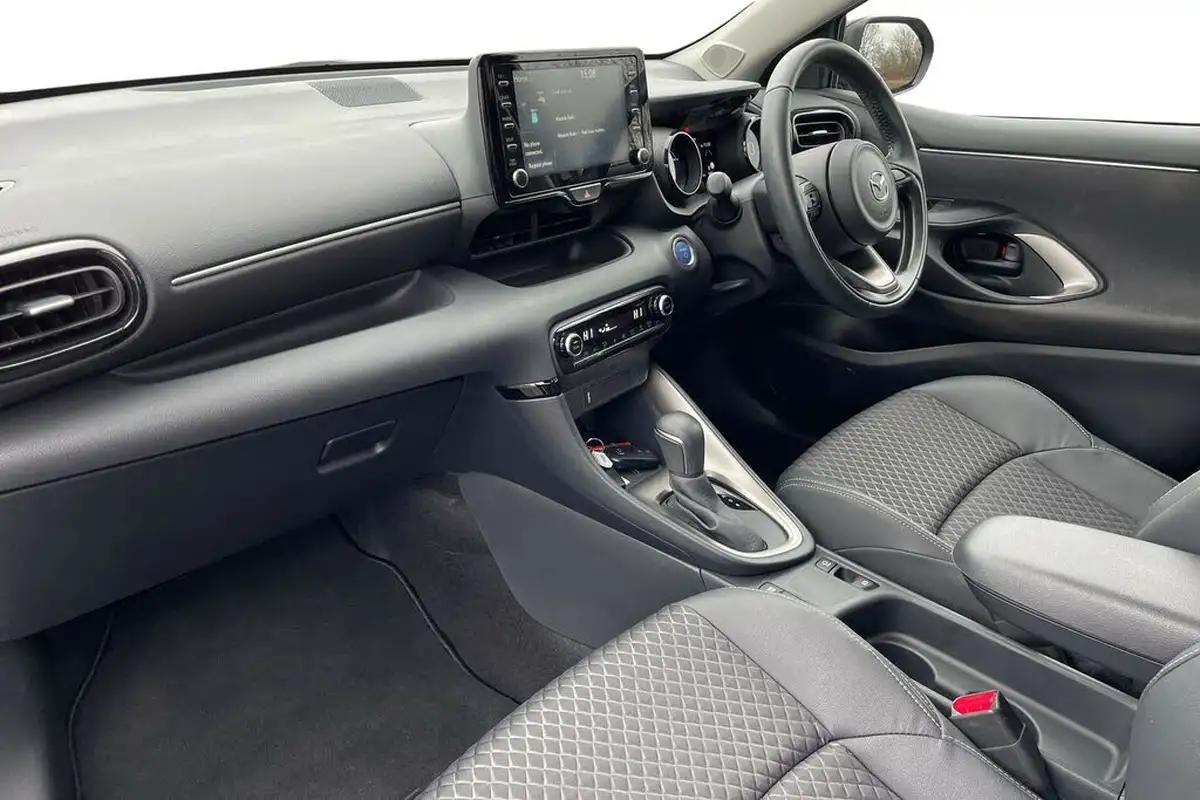 2022-mazda-mazda2-15-select-big-11