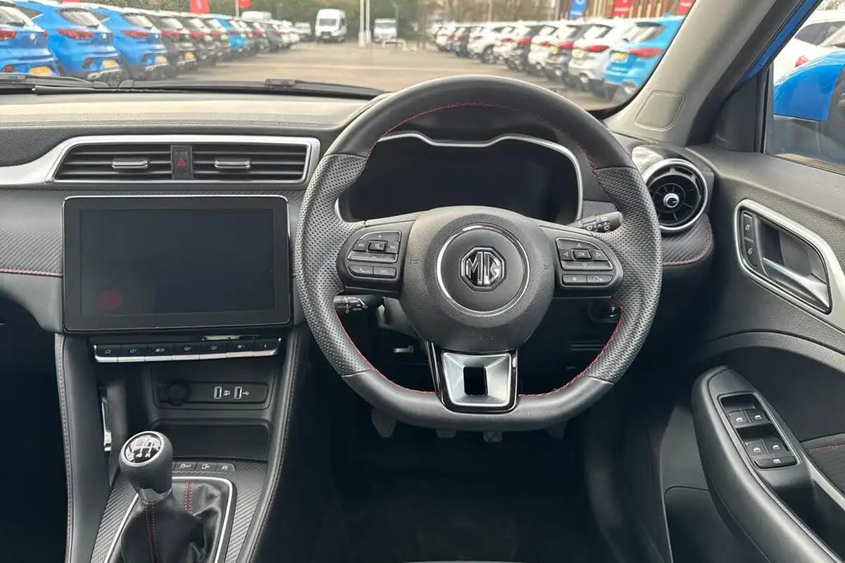 2024-mg-zs-suv-15-vti-tech-exclusive-big-18