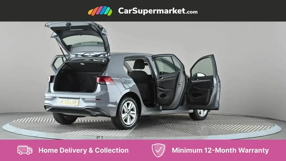 2023-volkswagen-golf-15-tsi-life-130ps-hatchback-big-11