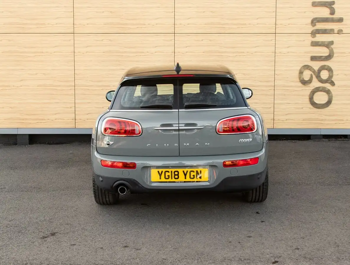 2018-mini-clubman-15-cooper-auto-big-6