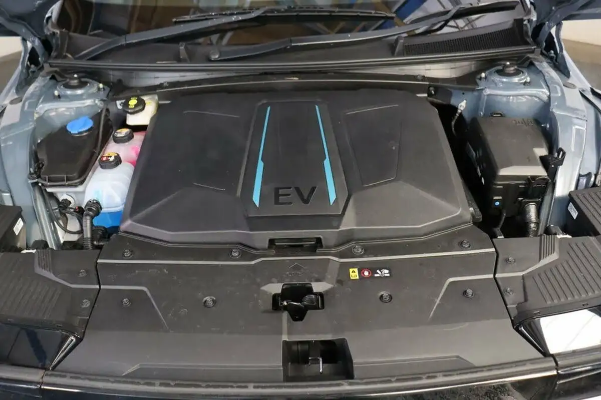 2021-hyundai-ioniq-5-e-ultimate-305ps-73kwh-awd-big-17
