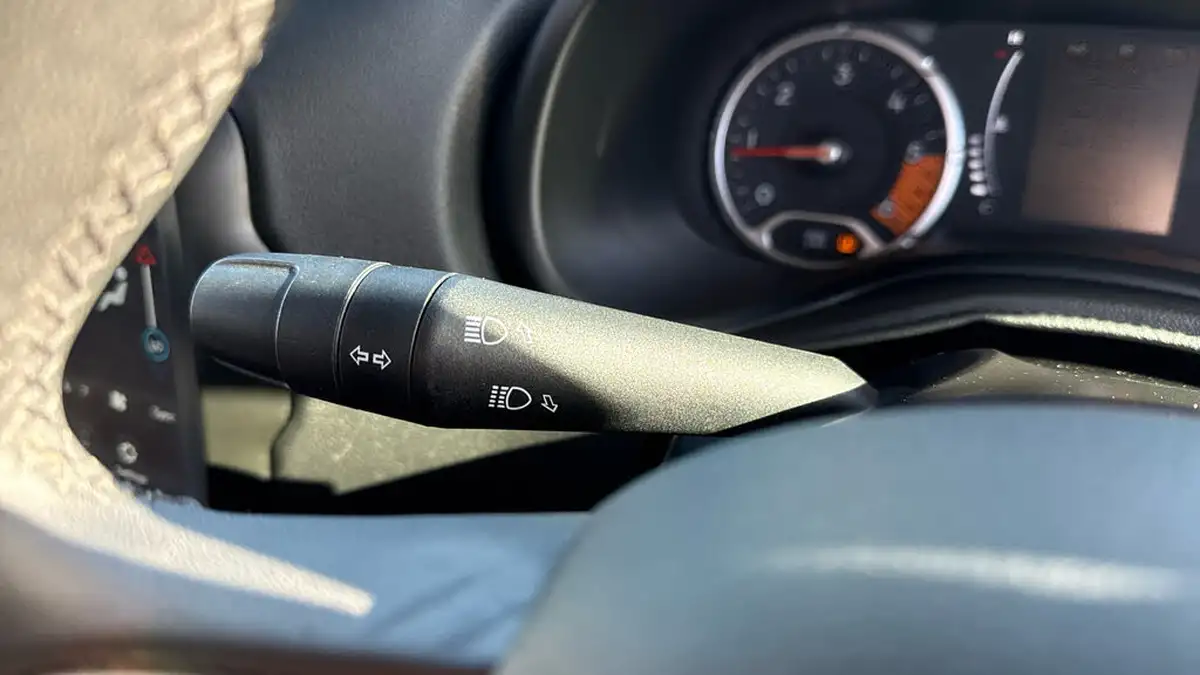 2018-jeep-renegade-16-multijet-ii-longitude-ddct-big-26