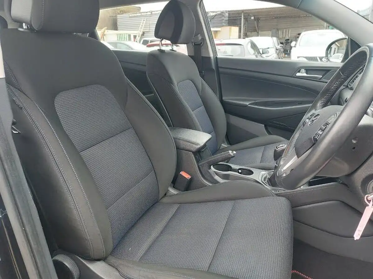 2017-hyundai-tucson-20crdi-blue-drive-se-nav-big-15
