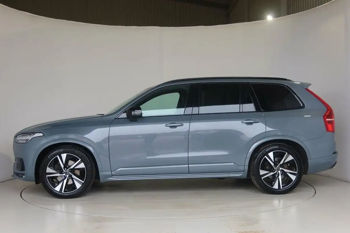 2021-volvo-xc90-20td-b5-r-design-big-19