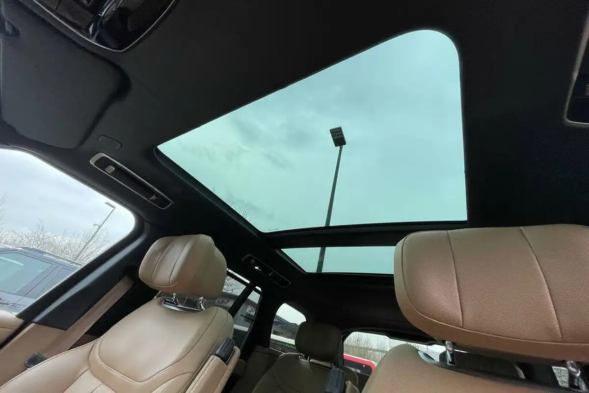 2023-land-rover-range-rover-30-d300-autobiography-big-4