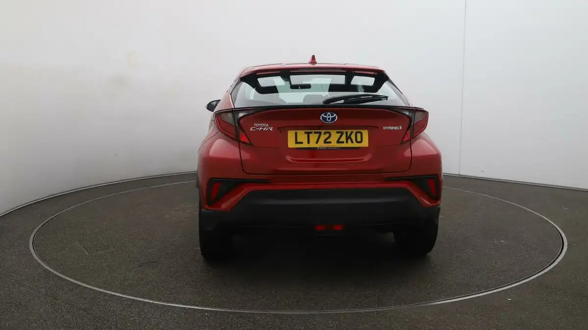 2022-toyota-c-hr-18-vvt-i-icon-big-57