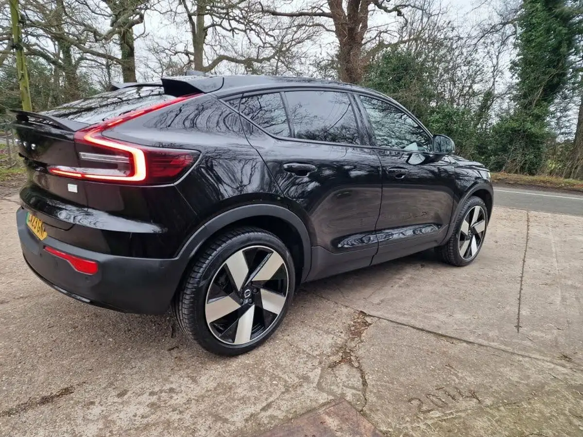 2023-volvo-c40-e-recharge-ultimate-228bhp-big-15