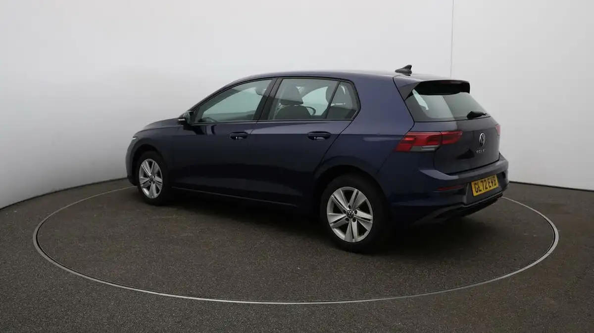 2022-volkswagen-golf-15-tsi-life-130ps-hatchback-big-5