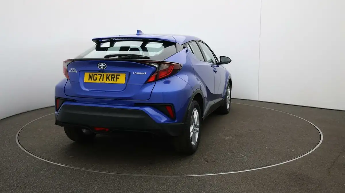 2022-toyota-c-hr-18-vvt-i-icon-big-56