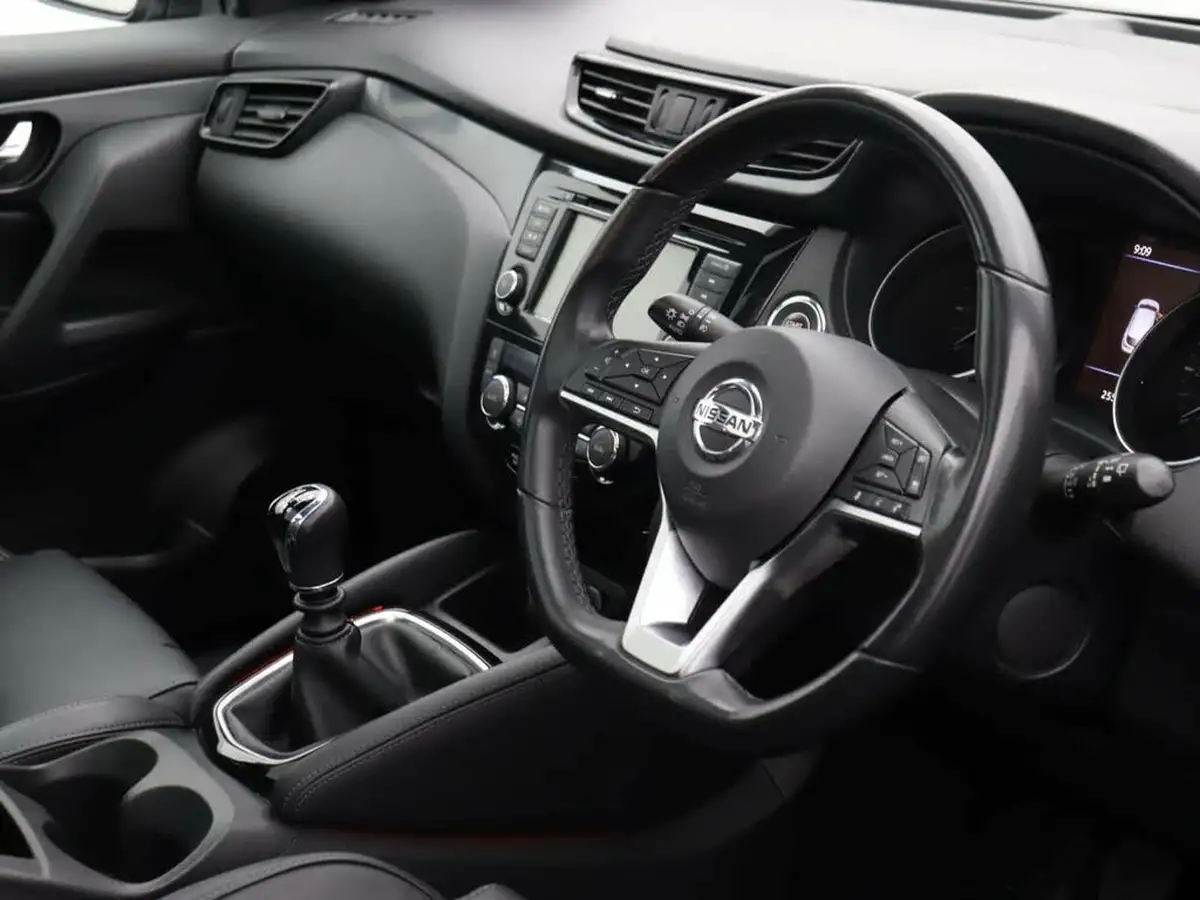2020-nissan-qashqai-13-dig-t-n-tec-140ps-drive-assist-packglass-big-11